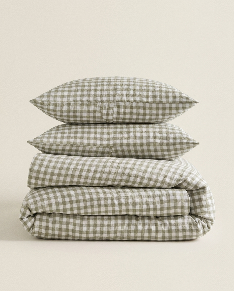 Folded Sauge Dorée studio stack